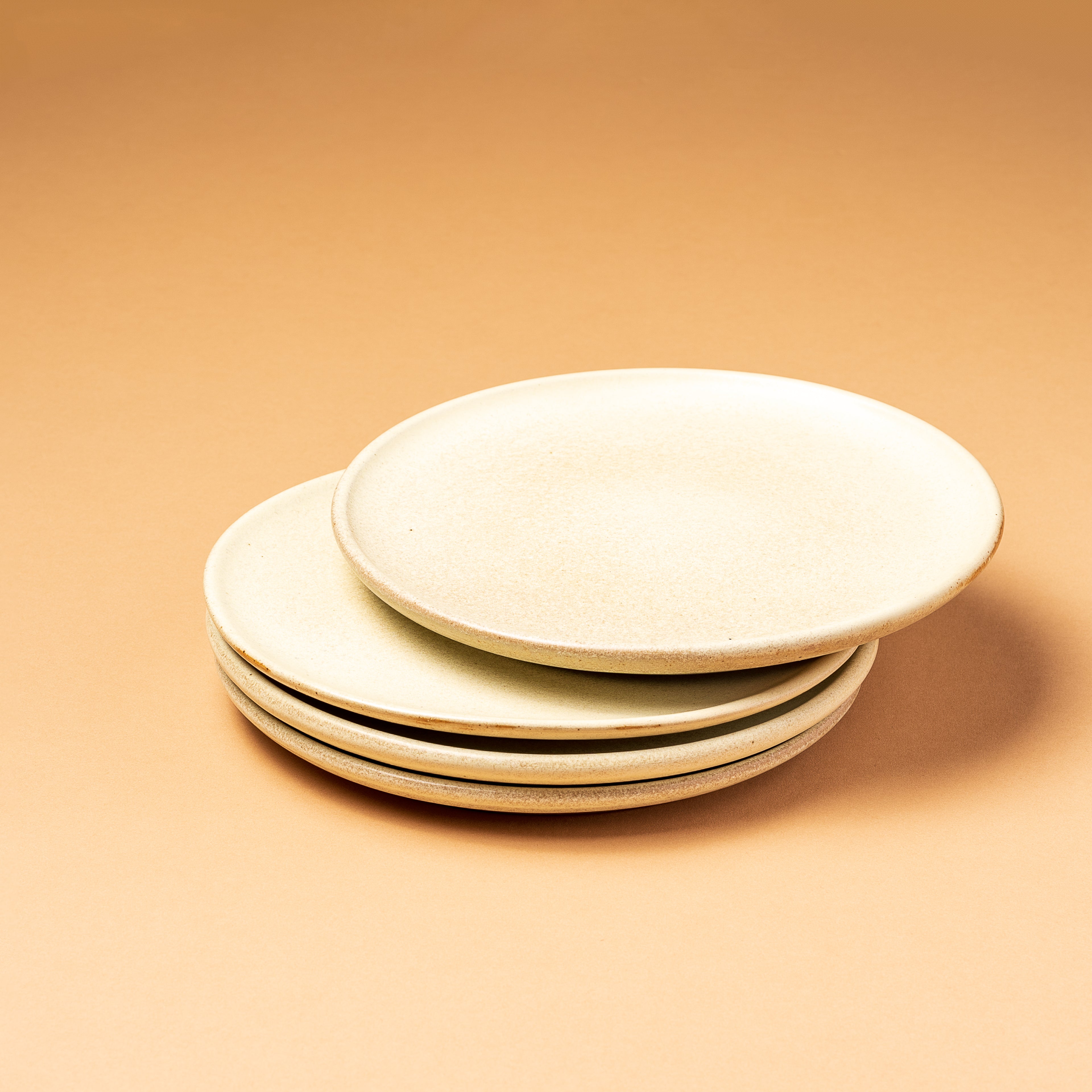 Segara 10" Plate in Smoke