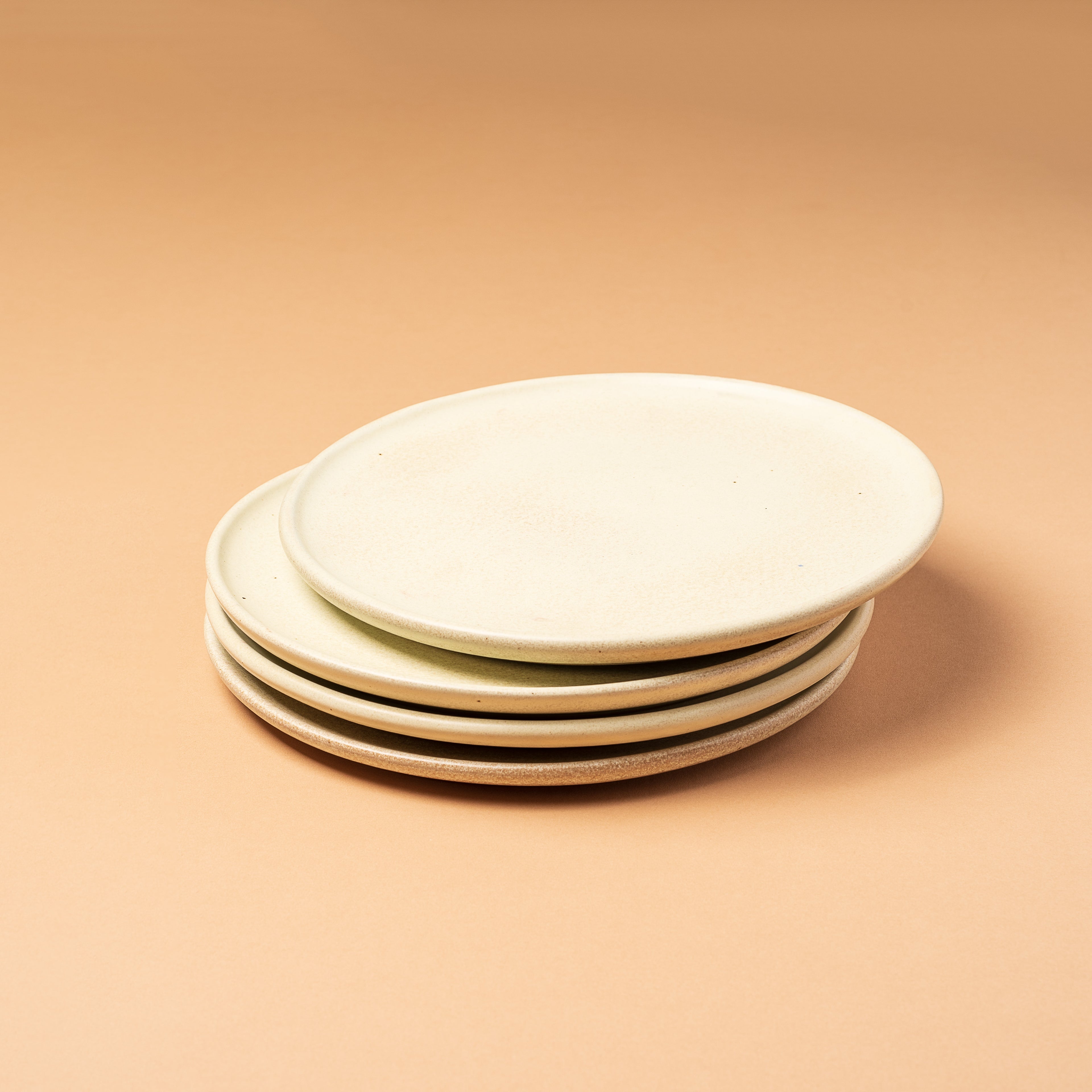 Segara 8" Plate in Smoke