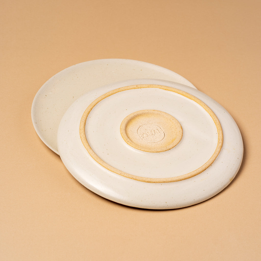 Segara 8" Plate in Bone